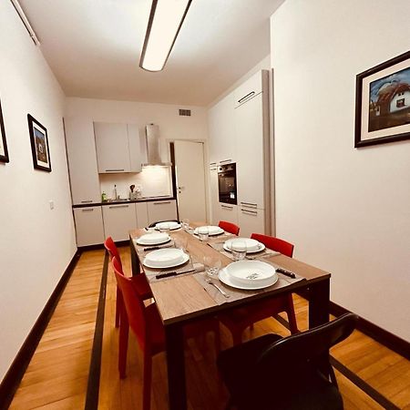 Kibilu - Via Medaglie D'Oro Centro Citta Con Parcheggio Apartment Varese Exterior foto