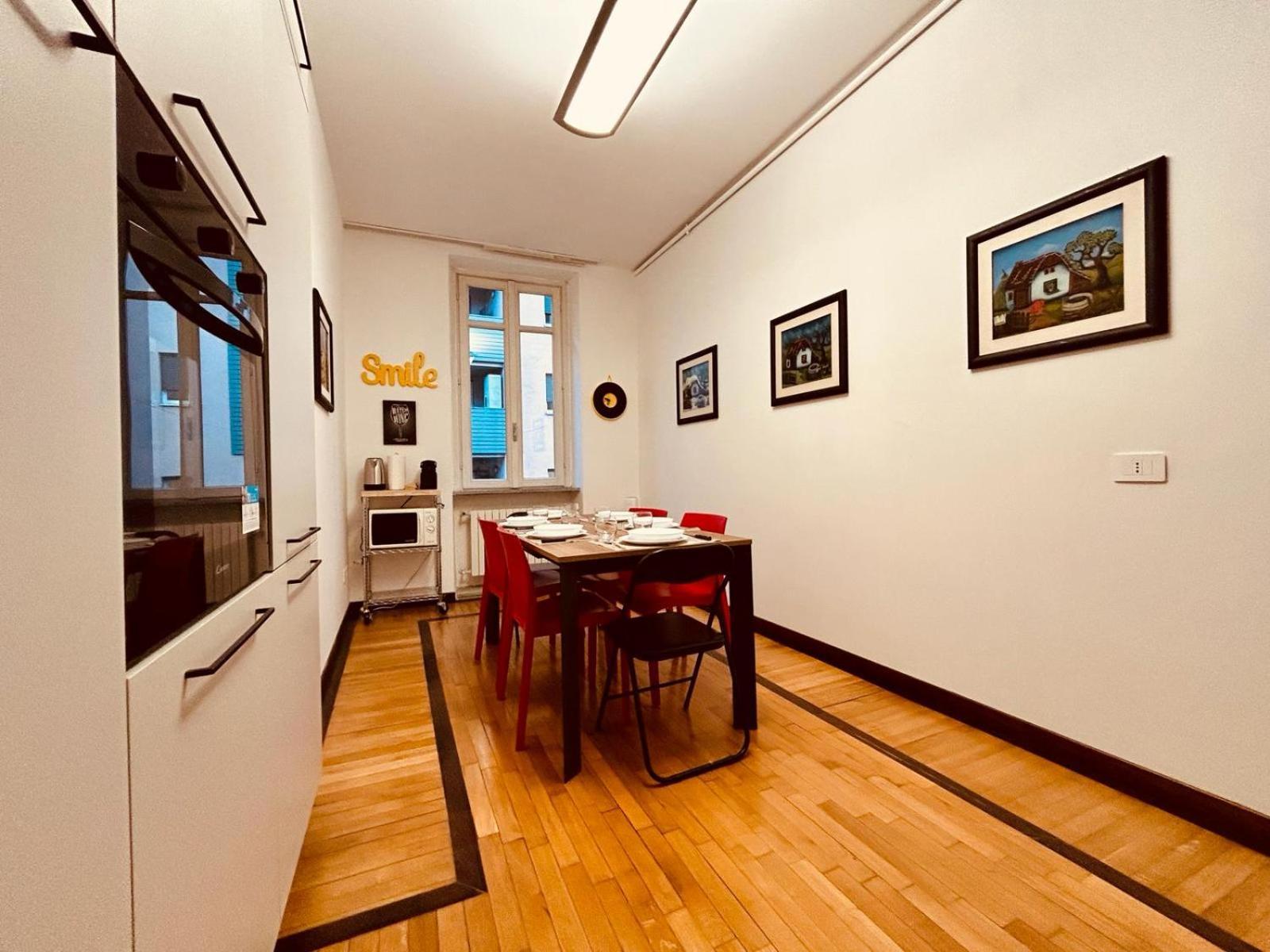 Kibilu - Via Medaglie D'Oro Centro Citta Con Parcheggio Apartment Varese Exterior foto